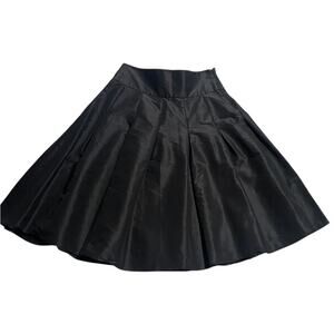 BCBGMaxAzria Silk Taffeta Pleated Skirt Knee Length Womens Size 4 Black Circle